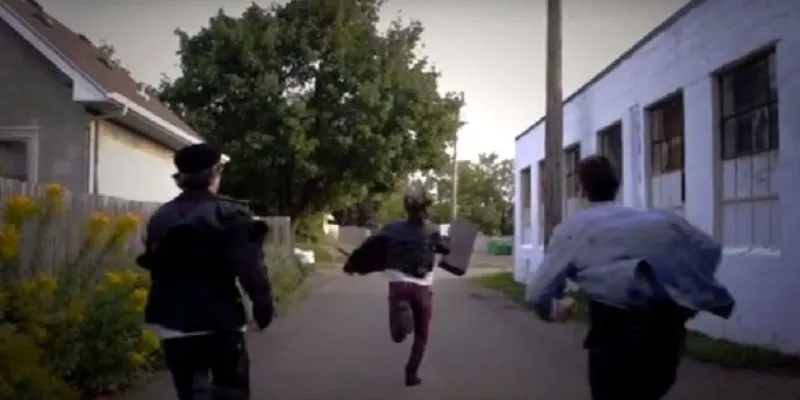 Nằm mơ thấy bị rượt đuổi - Con số may mắn ẩn sau giấc mơ 2 Khám phá các trường hợp nằm mơ thấy bị rượt đuổi